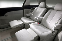 【東京モーターショー2005プレビュー】「トヨタ・エスティマハイブリッド」のコンセプトの画像