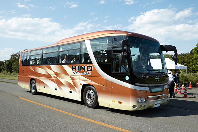 「日野セレガ」