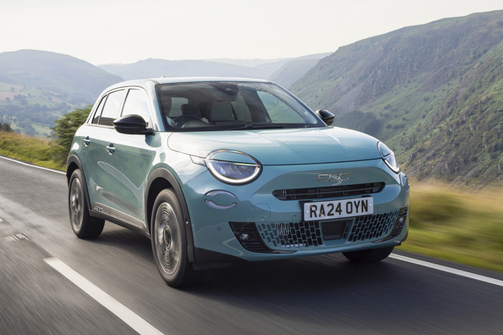 フィアット600ハイブリッド