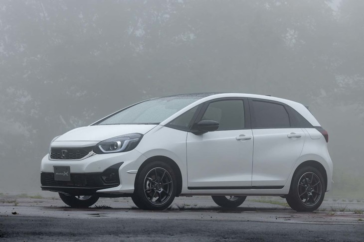 2021年6月4日に「フィット」の一部改良モデルとともに発売された「フィット モデューロX」。2013年の「N BOX」からスタートしたシリーズの第7弾モデルとなる。