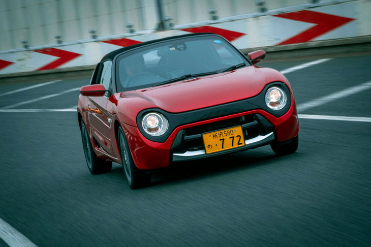 走行中の車体の動きはノーマル車よりも落ち着いて感じられた。