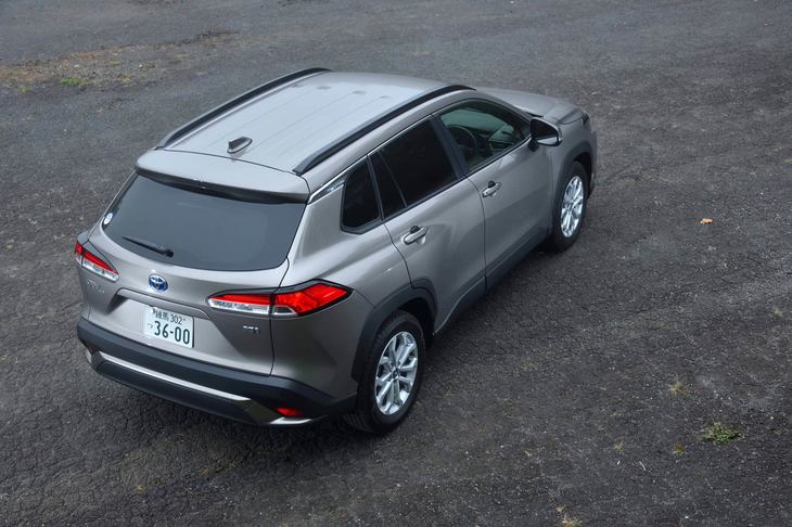 ボディーカラーは、試乗車の「アバンギャルドブロンズメタリック」を含む全8色が選べる。