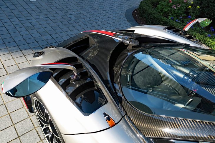 パガーニ・ウアイラ ロードスターBC（フロントカウル）