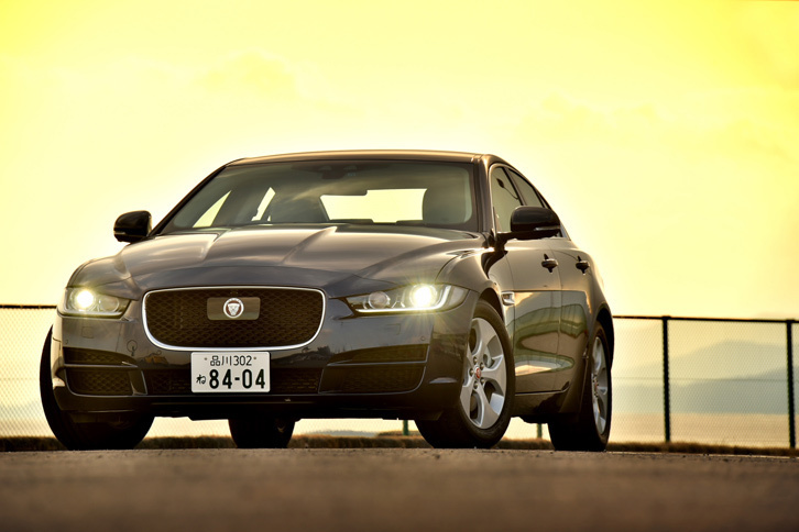 ジャガーXE プレステージ