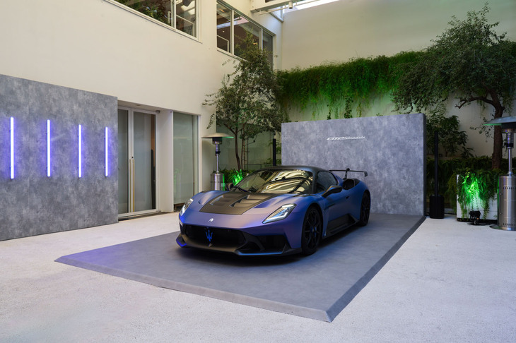 マセラティGT2ストラダーレ（フロントビュー）