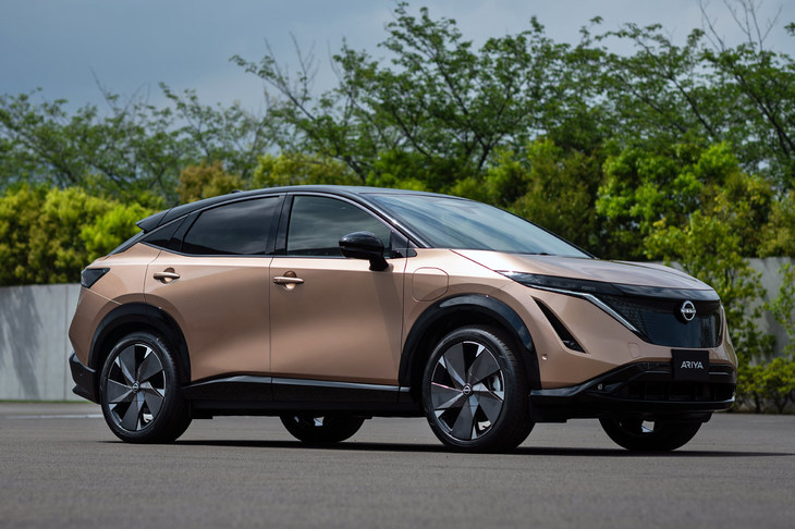 「CMF-EV」を採用した第1弾モデルとなる「日産アリア」。初版限定モデルのなかでも「B6リミテッド」は「今冬（2021-2022年の冬）発売」とアナウンスされていたが……。