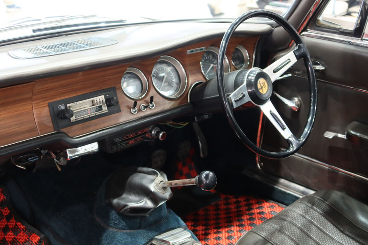 アルファ・ロメオ・ジュリア スプリントGTV（1967年）／AUTO ALPHA ONE