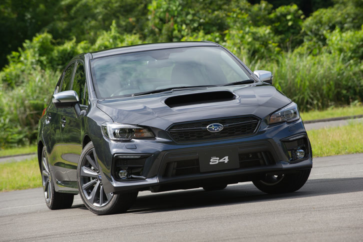 スバルWRX S4 2.0GT-S EyeSight