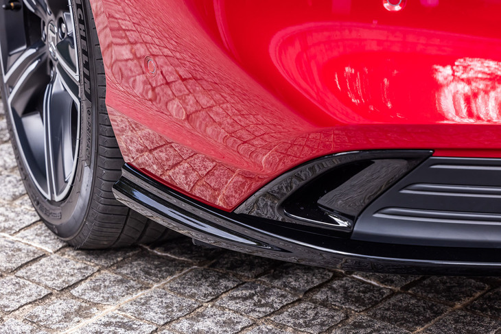 ホンダ・アコード（フロントのロワースカート）