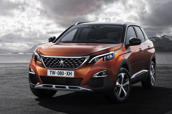 新型「プジョー3008」