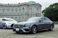 2016年7月に日本に導入された現行型「Eクラス」。東京の迎賓館赤坂離宮で催された発表会では、先進の運転支援システムが大々的にアピールされた。