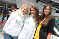 フランクフルトショー2013の会場から（コンパニオン）