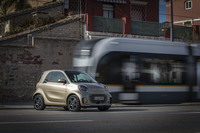 スマートEQフォーツー