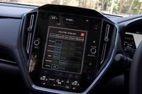 「STI Sport R」のドライブモード設定画面。エンジン、ステアリング、足まわりなどの特性が異なる4モードのほか個人設定（インディビジュアル）が選べる。