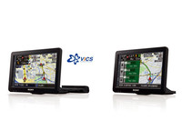 「NV-U97VT」（写真左）と「NV-U97V」。ほか「nav-u」シリーズの4.8インチ、3.5インチに比べ、はるかに大きな7.0インチモニターが自慢だ。