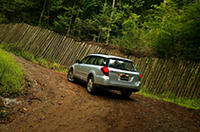 スバル「レガシィ」のSUVモデル「アウトバック」発売の画像