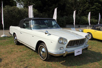 日本車は計4台がエントリー。クラスB「クラシック」（1931〜45年）の「ダットサン・ロードスター」、クラスD「モダンクラシック」（1961〜75年）の「トヨタ2000GT」、「ホンダS800」、そしてこの1962年「プリンス・スカイラインスポーツ・コンバーチブル」である。初代スカイラインのシャシーにミケロッティが手がけたクーペまたはコンバーチブルを架装したモデルで、手づくりで60台のみが作られた。