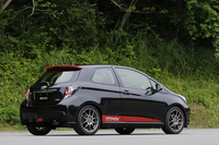 ボディーはこれまで日本未導入だった3ドアのみの設定。リアディフューザーの形状は基本的に「G’s」と同じだ。
    