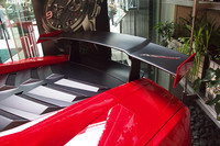 「LP560-4」の3倍のダウンフォースを発生させるというリアウイング。