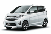 「eKカスタム」