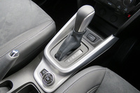 トランスミッションは今回が国内初導入となる、新開発の6段ATとなっている。