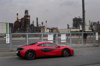 「540Cクーペ」のボディーサイズは全長×全幅×全高＝4530×2095×1202mm。「650Sクーペ」と比べると、全幅、全高はほぼ同じで、全長はやや540Cのほうが長い。