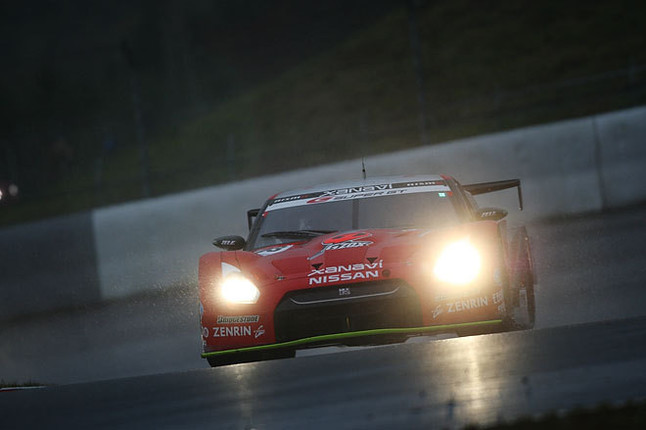 GT500クラスシリーズチャンピオンを獲得したNo.23 XANAVI NISMO GT-R(本山哲/ブノワ・トレルイエ組)
