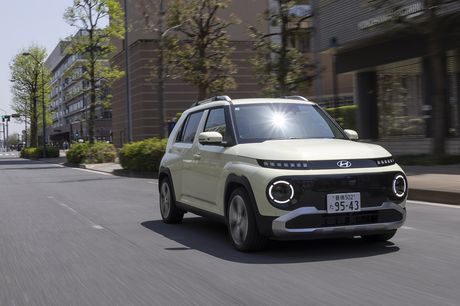 韓国ヒョンデの電気自動車「インスター」が日本に上陸。その武器はとにかくコンパクトなボディーサイズと、...