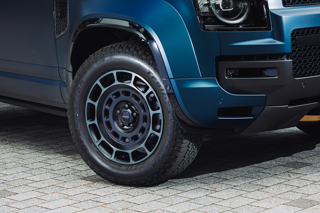 ディフェンダー110オクタP635（4WD/8AT）【試乗記】 無敵のヒーロー