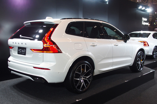 ボルボが「XC60 T8ポールスターエンジニアード」を日本初公開【東京