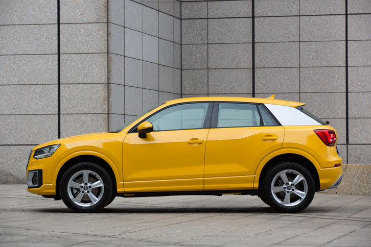 アウディQ2（エクステリア）