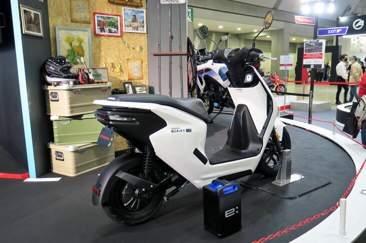 ホンダEM1 e：
