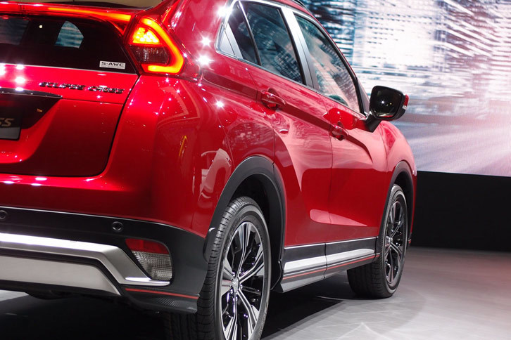 三菱エクリプス クロス