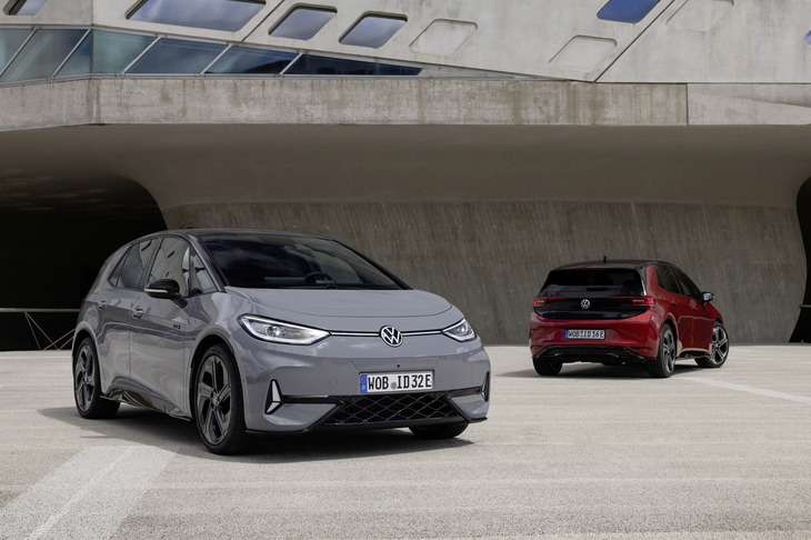 2019年9月に発表されたフォルクスワーゲンの純EV「ID.3」。ボディーサイズは「ゴルフ」と同等で、現在フォルクスワーゲンのエントリーEVとしての役割を担っている。