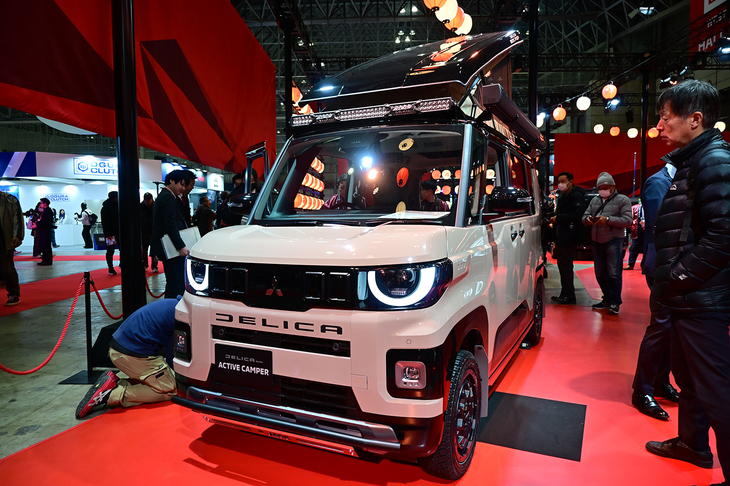 デリカミニ ACTIVE CAMPER