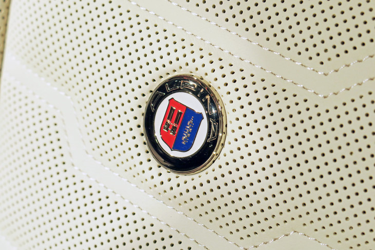 BMWアルピナB8グランクーペ（エンブレム）