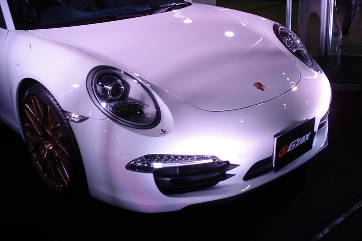 ソフト99のカーコーティングが施工された「ポルシェ911カレラ」。