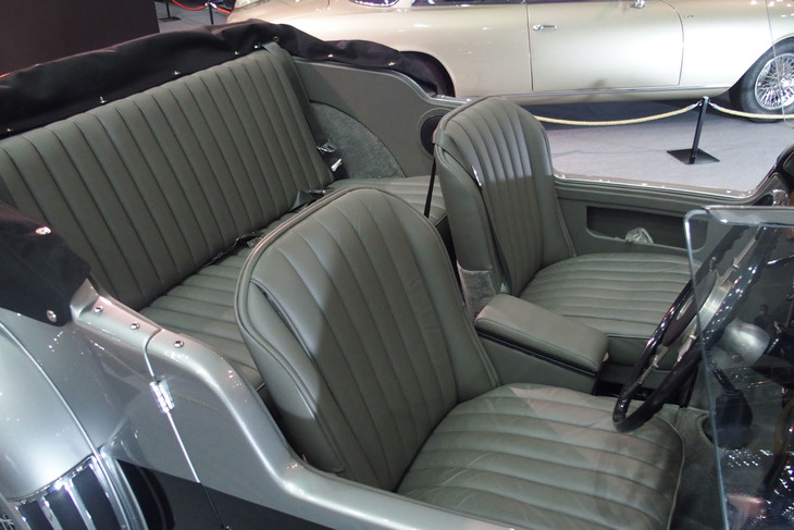 アルヴィス4.3リッター バンデンプラ ツアラー（2020年）／ザ・アルヴィスカーカンパニー