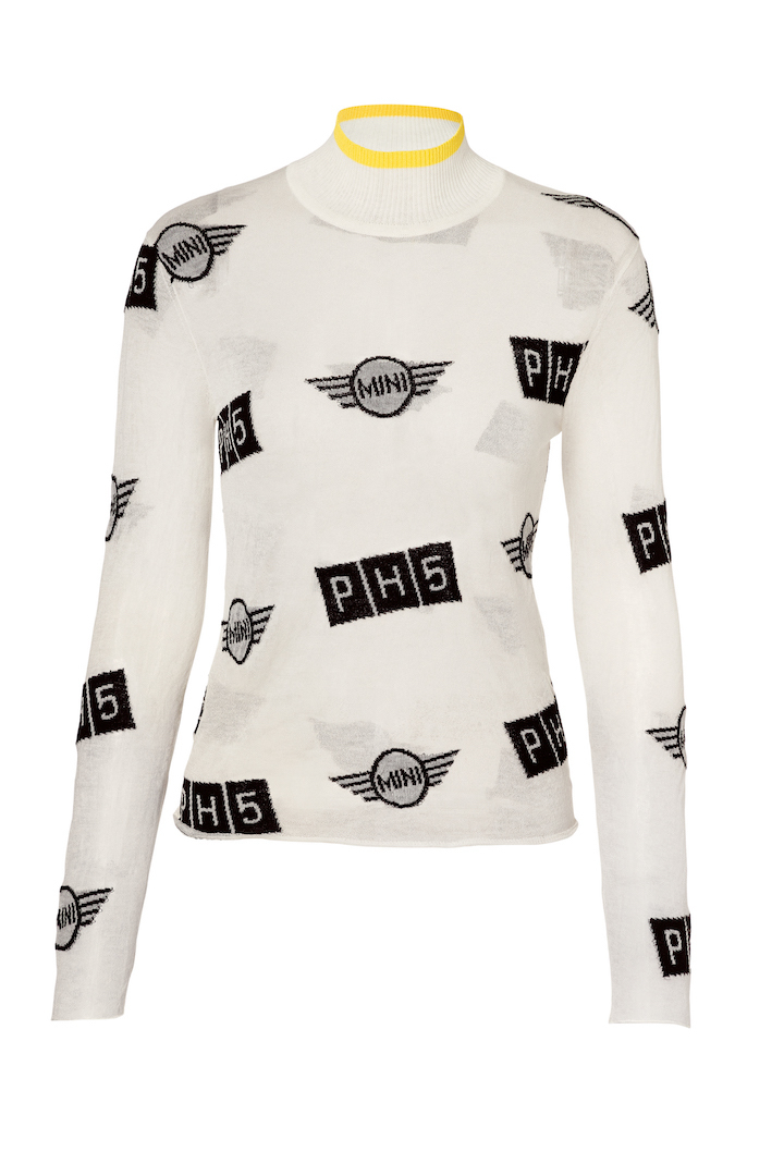 PH5によるジャカード織りのウールセーター。「MINI」と「PH5」のロゴが編み込まれている。