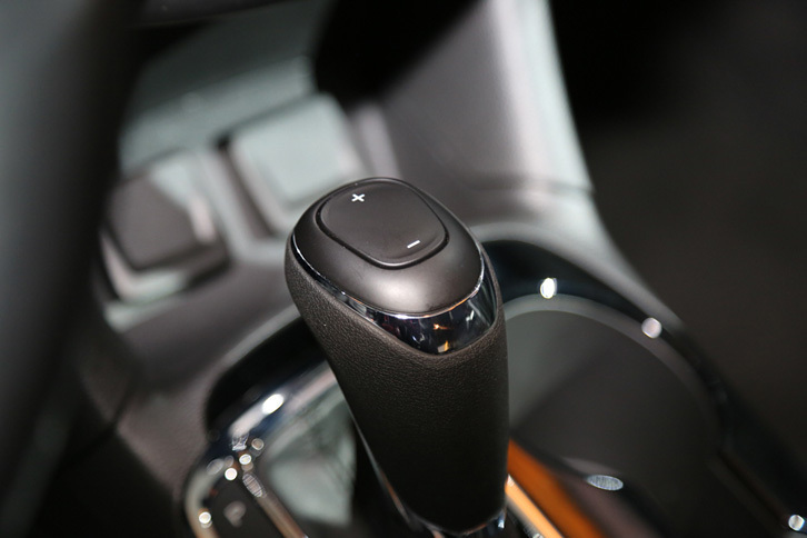 シボレー・クルーズ ハッチバック