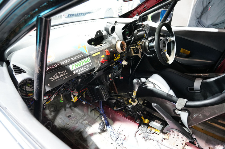 MAZDA SPIRIT RACING MAZDA2 Bio concept