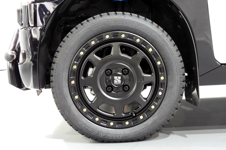 三菱デリカミニCHAMONIX SNOW GEAR（タイヤ＆ホイール）