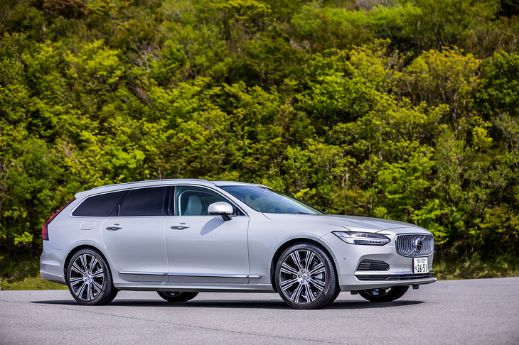 ボルボV90リチャージプラグインハイブリッドT8 AWDインスクリプション