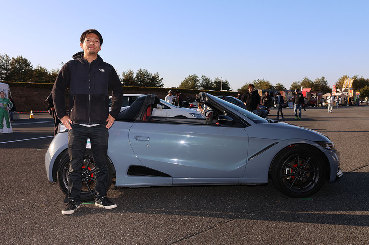 会場にはなんと、「ホンダS660」の開発責任者（LPL）を務めた椋本 陵さんの姿も。筆者とは10年ぶりの再会となった。会場に集まったS660を目にして、「今も多くの人たちがS660とのカーライフを楽しんでくれていることが、素直にうれしい」と話してくれた。