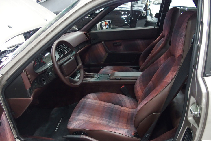 ポルシェ944ターボS（1988年）／Mars