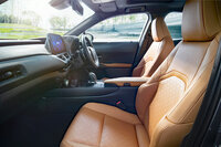 電気自動車「レクサスUX300e」の改良モデル登場　航続距離が512kmにアップの画像