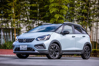 ホンダ・フィットe：HEVクロスター