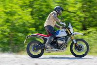 「R80G/S」を思わせる意匠だけでなく、走りに関してもアドベンチャーモデルとしてしっかりつくり込まれていた「R12 G/S」。ビギナーにもベテランにも、広くお薦めしたい。