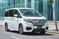 ホンダが「ステップワゴン」を一部改良　「スパーダ」に「わくわくゲート」非装備車を設定