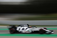 トロロッソとしての14年間に終止符を打ち、今季から親会社レッドブルのファッションブランドにちなみ「アルファタウリ」に改名したこのチーム。カラーリングも一新、車名も「AT01」（写真）となったが、チームの体制、またダニール・クビアトとピエール・ガスリーのコンビも変わらない。昨季は2度の表彰台を経験し、コンストラクターズランキングでベストタイの6位。ホンダとのパートナーシップ3年目となる今季は、さらに上を狙う。（Photo=Getty Images/AlphaTauri）